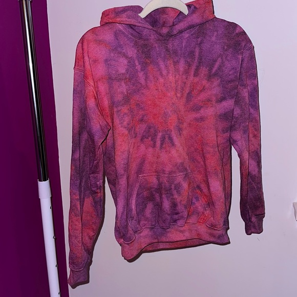 Gildan Tops - red and purple tie dye hoodie